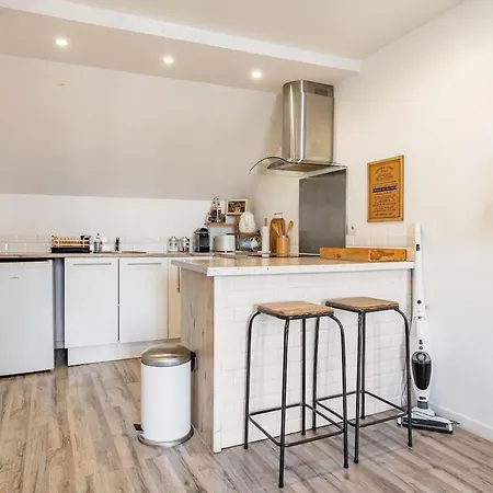 Apartment Proche Commodites Et !